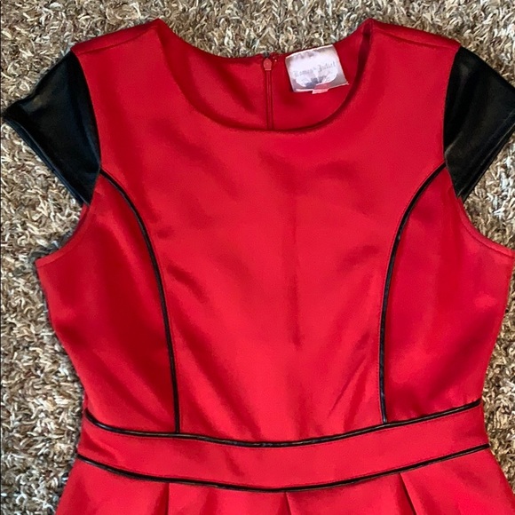 Romeo and Juliet Couture Dress - Picture 2 of 2